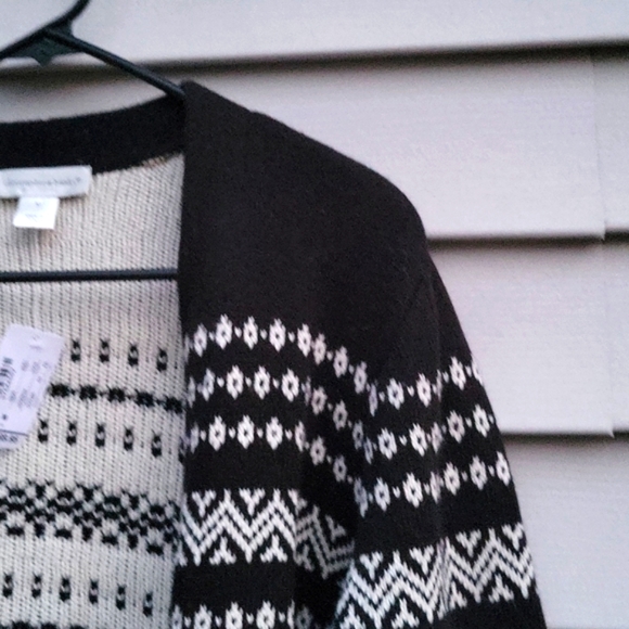 CHRISTOPHER &BANKS WOMENS SWEATER SIZE MEDIUM NWT - Picture 6 of 16